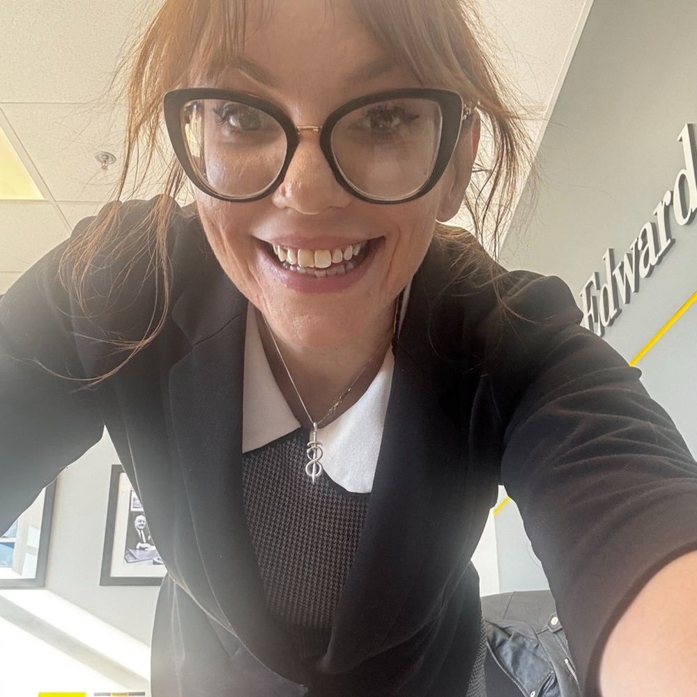 Meet your Posher, Leanne